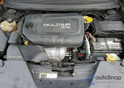 2015 Jeep Cherokee Latitude z USA, uszkodzony, nr VIN 1C4PJMCB6FW726399